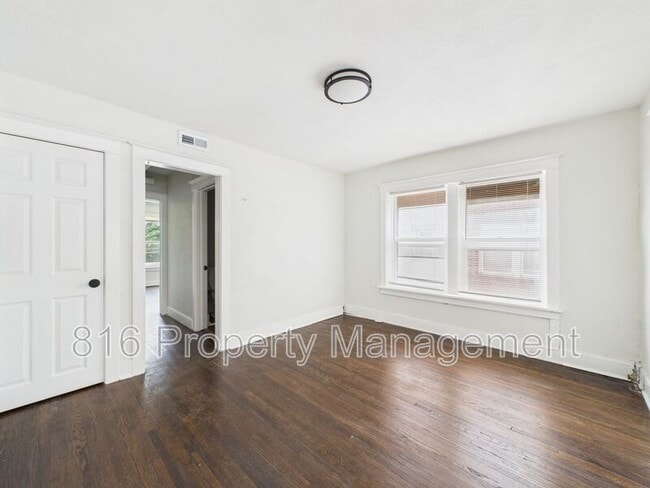 Building Photo - 511-513 Prospect Ave