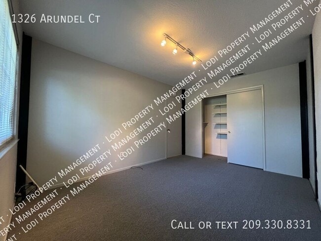 Building Photo - 1326 Arundel Ct