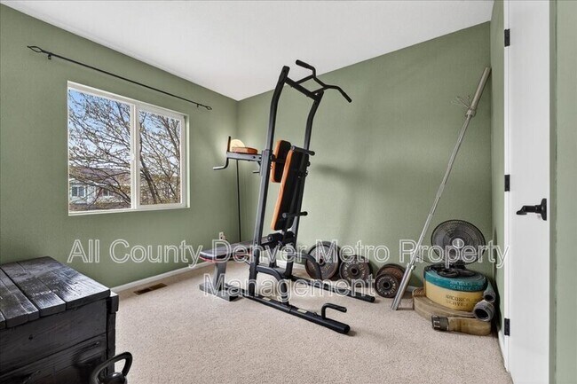 Building Photo - 9611 Elk Mountain Cir