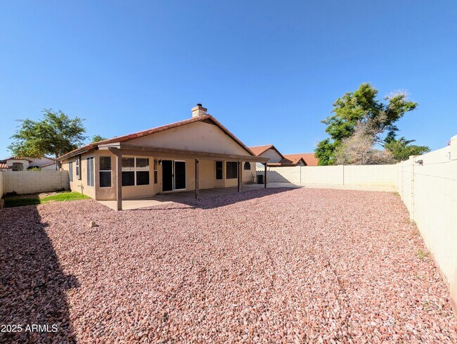 Building Photo - 5232 W Tonto Rd