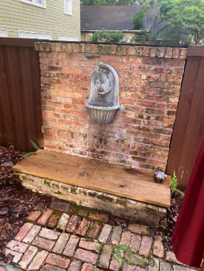 Building Photo - 3 Bedroom 2 Bath in Historic Orlando for RENT!