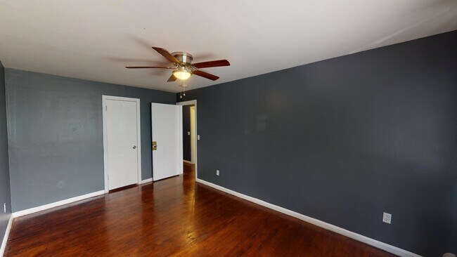 Building Photo - 2502 Flanigan Ct