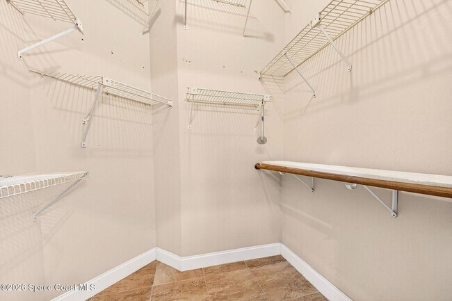 Building Photo - 810 Parkside Pl