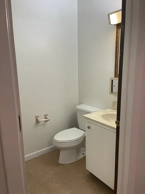 Building Photo - 255 S Durkin Dr