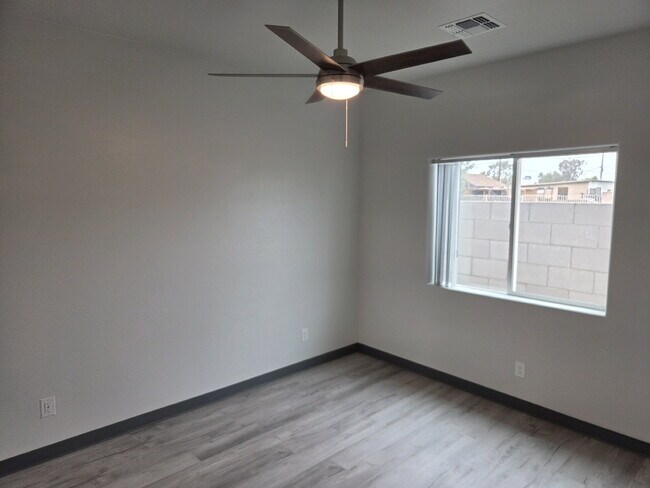Building Photo - Brand New 2-Bedroom, 2-Bath Townhome with Garage – Prime Phoenix Location