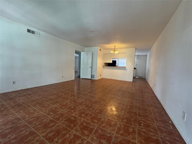 Building Photo - 6405 Westward St