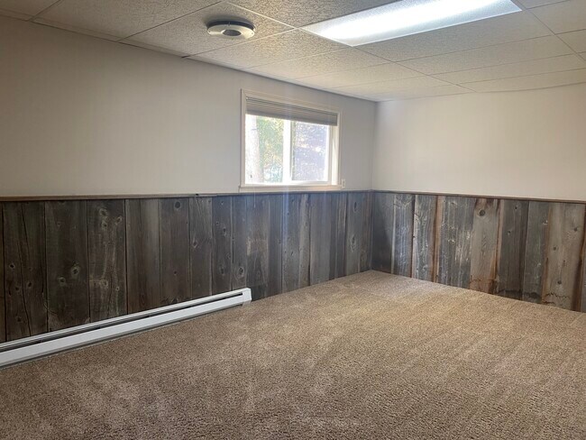 Family Room - 317 N 21st Ave