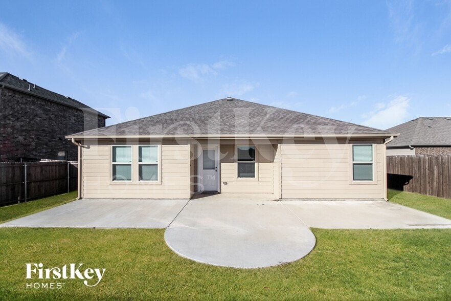 Building Photo - 1307 Bent Grass Dr