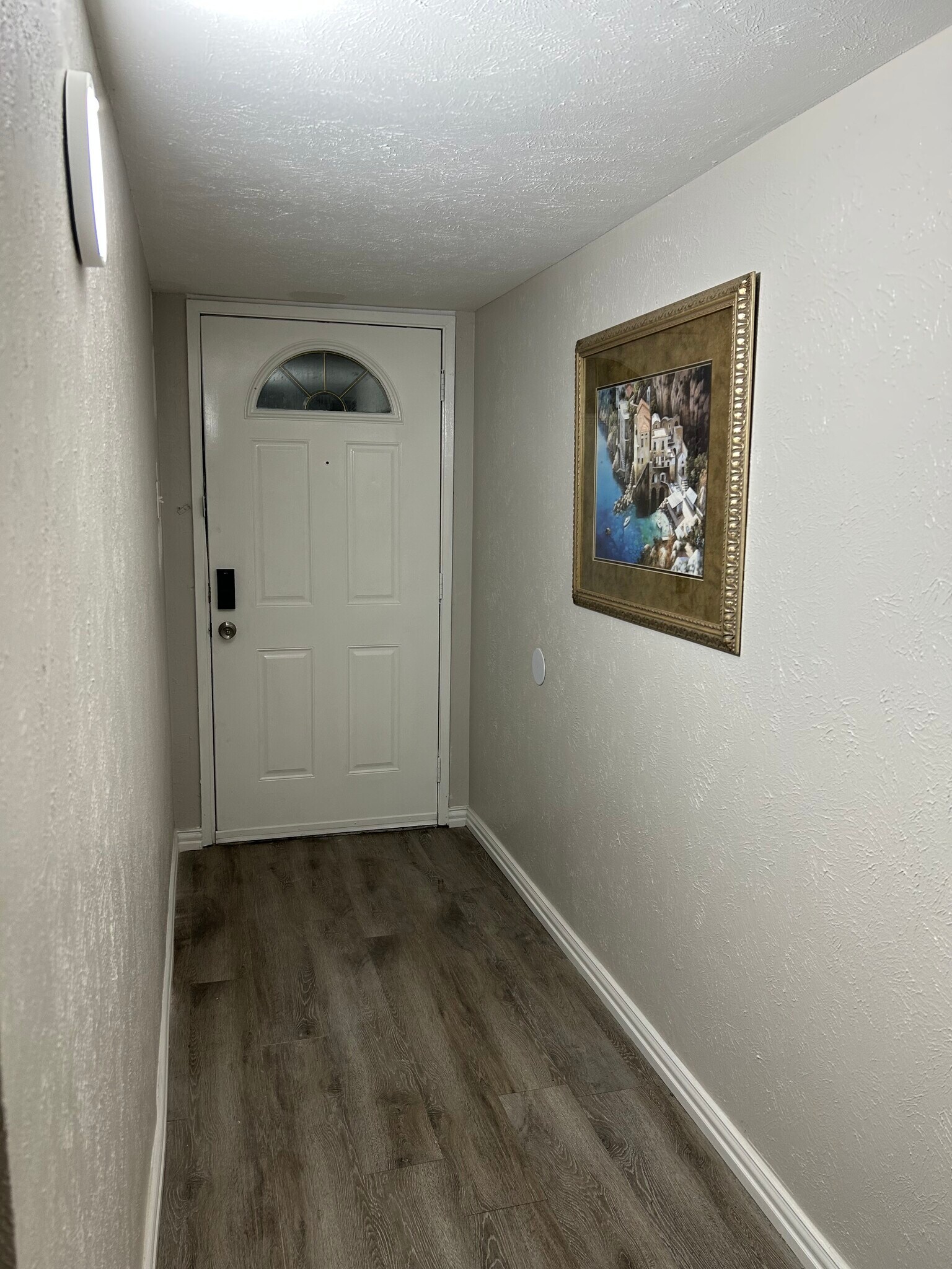 Building Photo - 7407 Cloverglen Dr