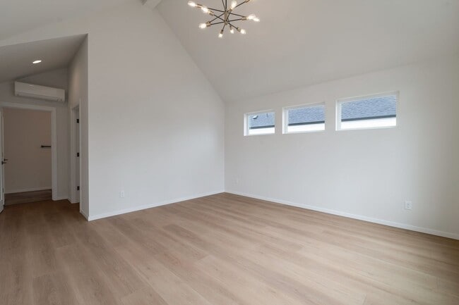 Building Photo - Beautiful new construction home in Pacific...