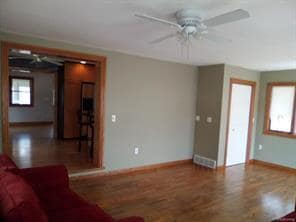 Building Photo - Affordable living Downtown Rochester hardwood floors and granite