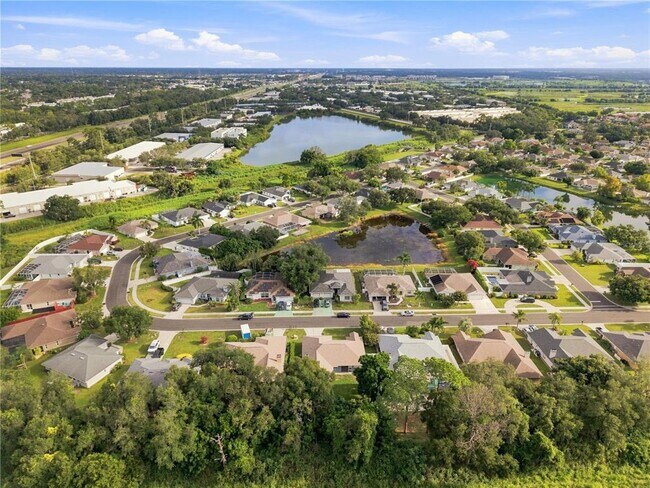Building Photo - 2405 Appaloosa Cir
