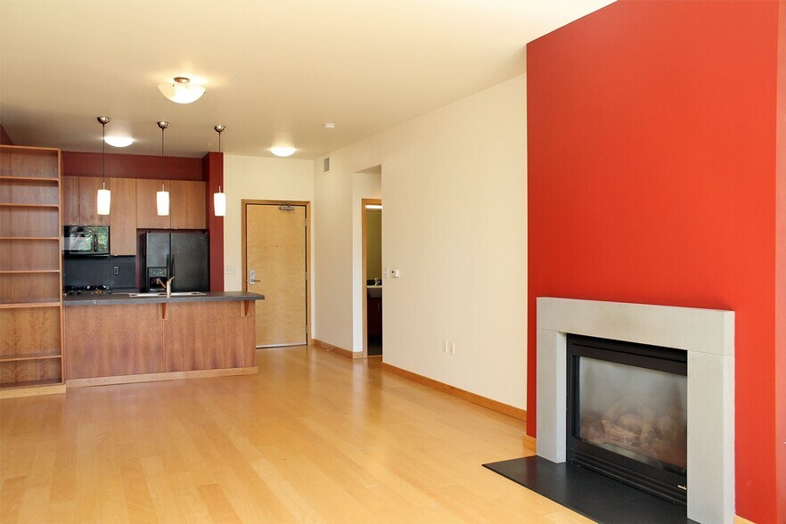 Building Photo - 1133 NW 11th Ave