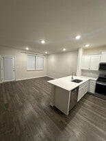 Building Photo - 88 Peregrine Way