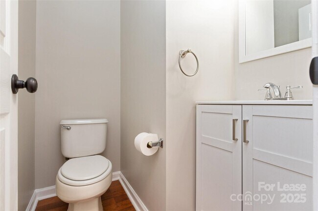 Building Photo - 155 Walmsley Pl