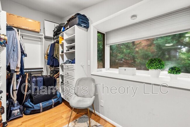 Building Photo - 7713 Arrowood Ct