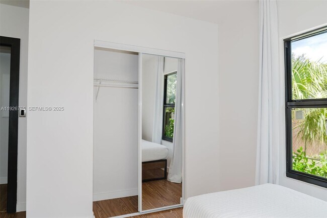 Building Photo - 1040 NW 120th St