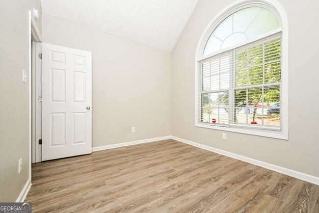Building Photo - 195 Pecan Ridge Dr