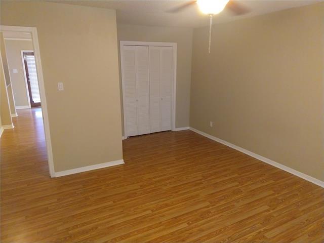 Building Photo - 2101 Rainbow Dr