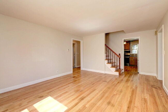 Building Photo - 29 Rangely Dr