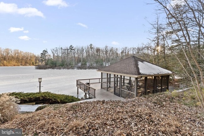 Building Photo - 3535 Meadow Rd