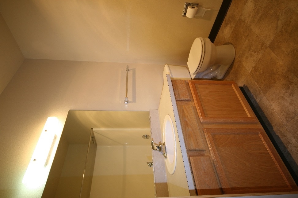 Bathroom - 1415 SW Alder St