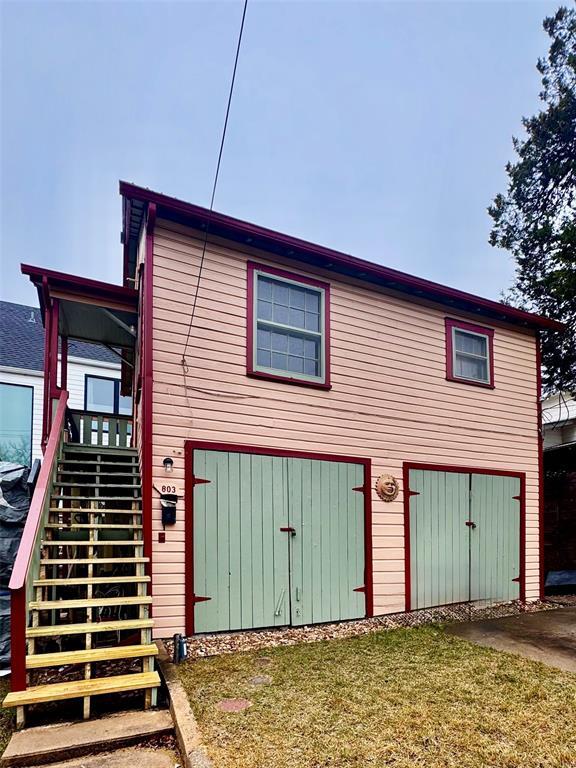 Building Photo - 803 W Gibson St