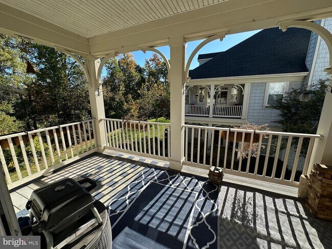 Building Photo - 13846 Greendale Dr