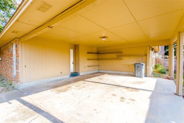 Building Photo - 900 Milby Rd