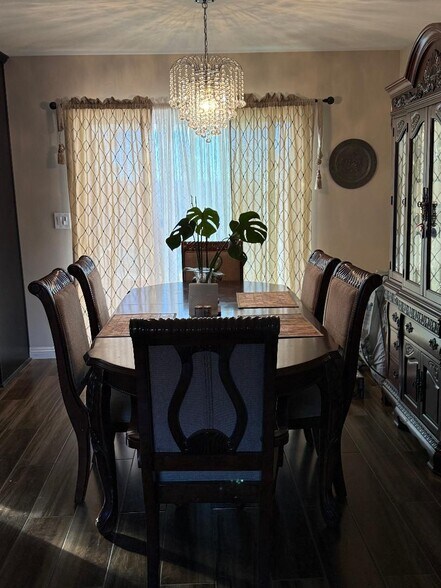 Dining - 7010 Dennison St