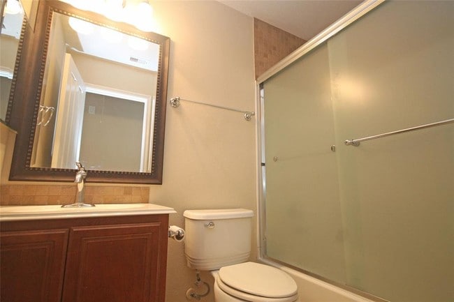 Building Photo - 13600 Breton Ridge St