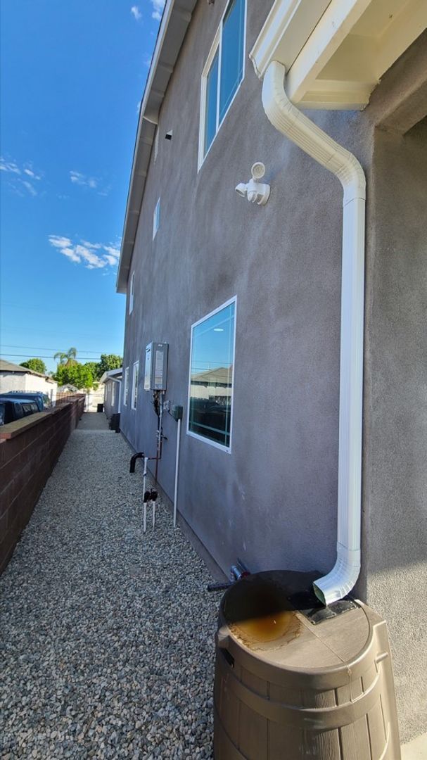 Building Photo - 129(425)