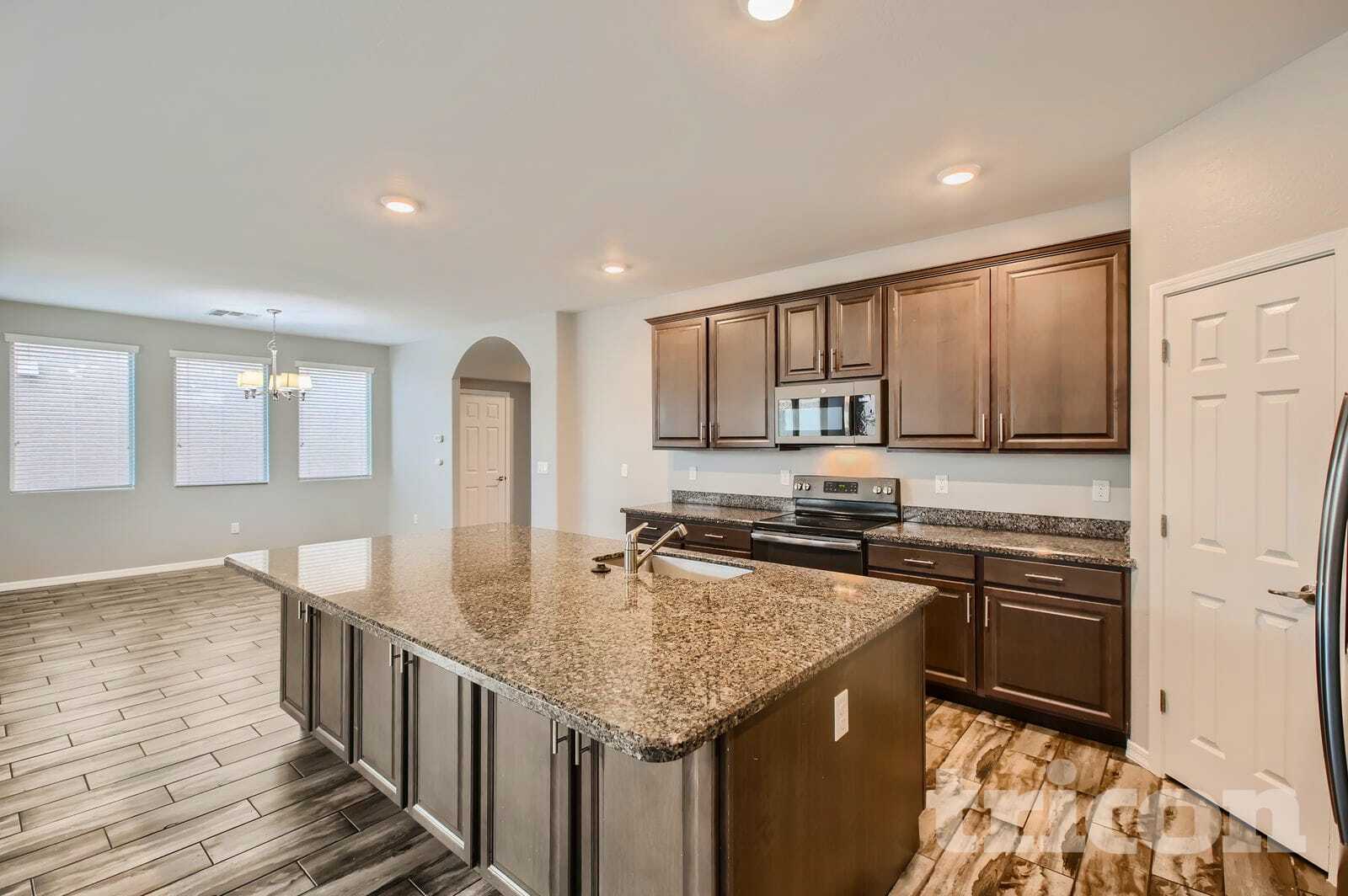 Building Photo - 12042 W Fillmore St