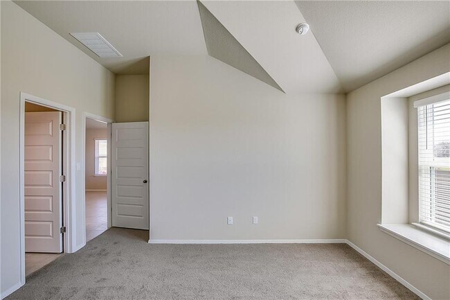 Building Photo - 2036 Mar Vista Ln