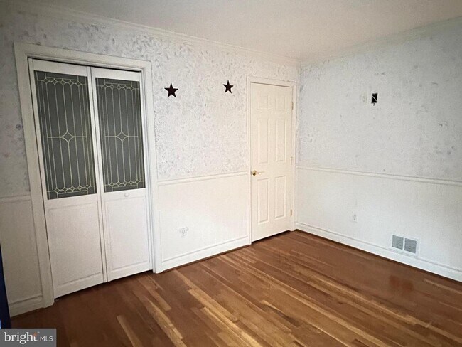 Building Photo - 6830 Pacific Ln