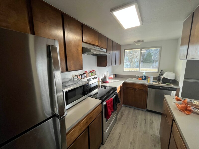 Building Photo - 1080 Patterson St