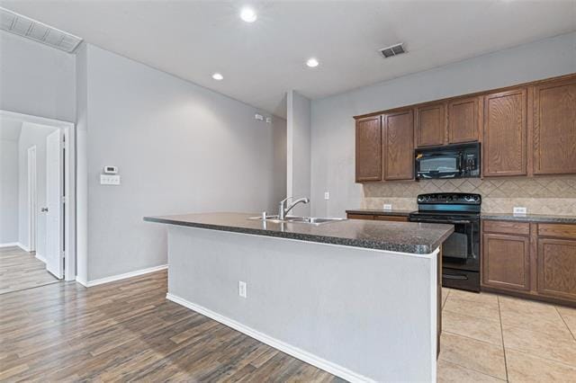 Building Photo - 1204 Cedar Cove Pl