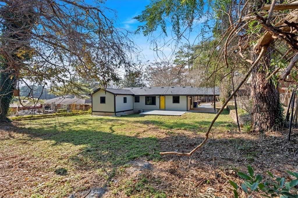 Building Photo - 2142 Cloverdale Dr SE