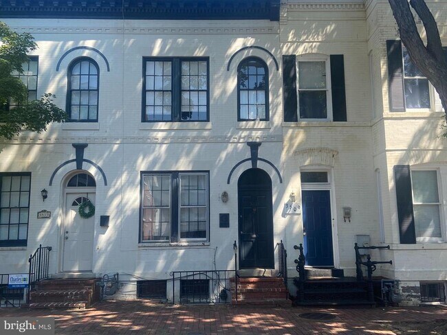 Building Photo - 3511 O St NW