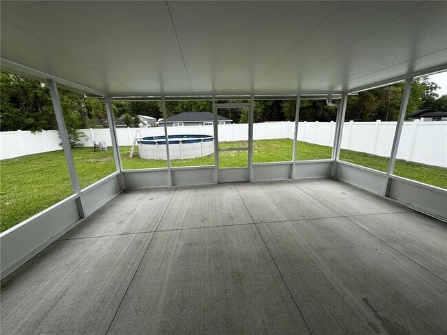 Building Photo - 13705 SE 54 Ct