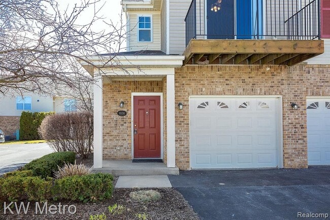 Building Photo - 10130 Ridge Run St