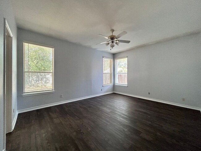 Building Photo - 4710 Sojourner St