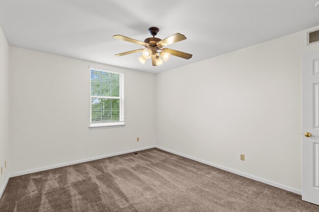 Building Photo - 3509 Delmar Ct