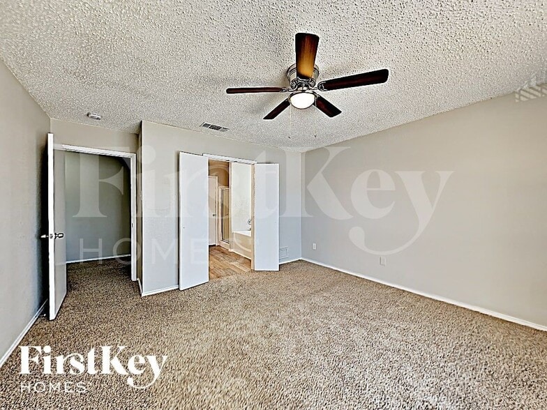 Building Photo - 530 Alameda Ave