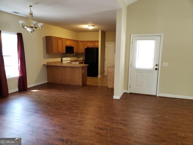 Building Photo - 1254 Lakeview Rd