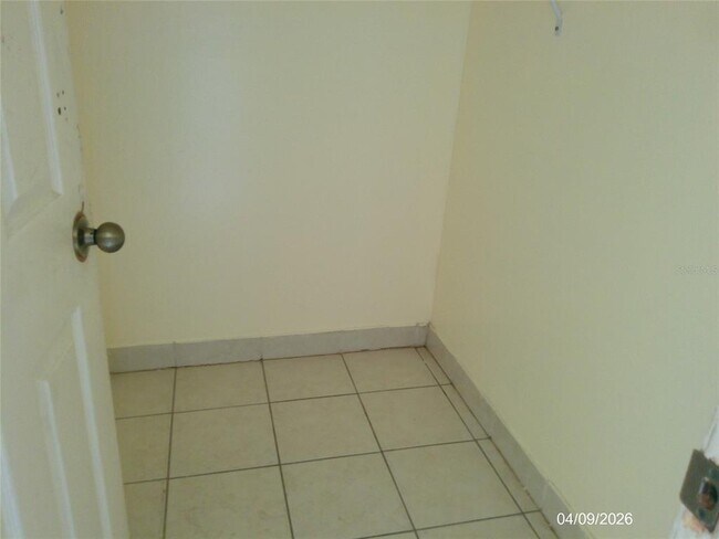 Building Photo - 1111 Cypress Gardens Blvd