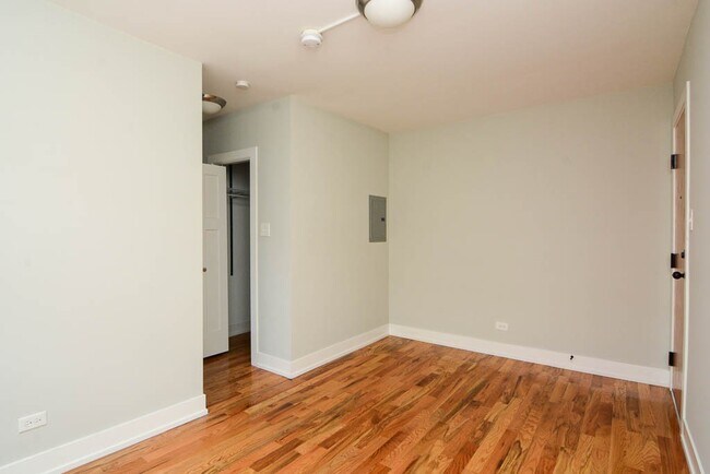 Building Photo - 2915 N Mildred Ave