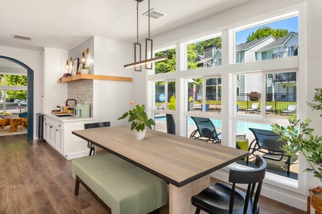 Building Photo - The Post