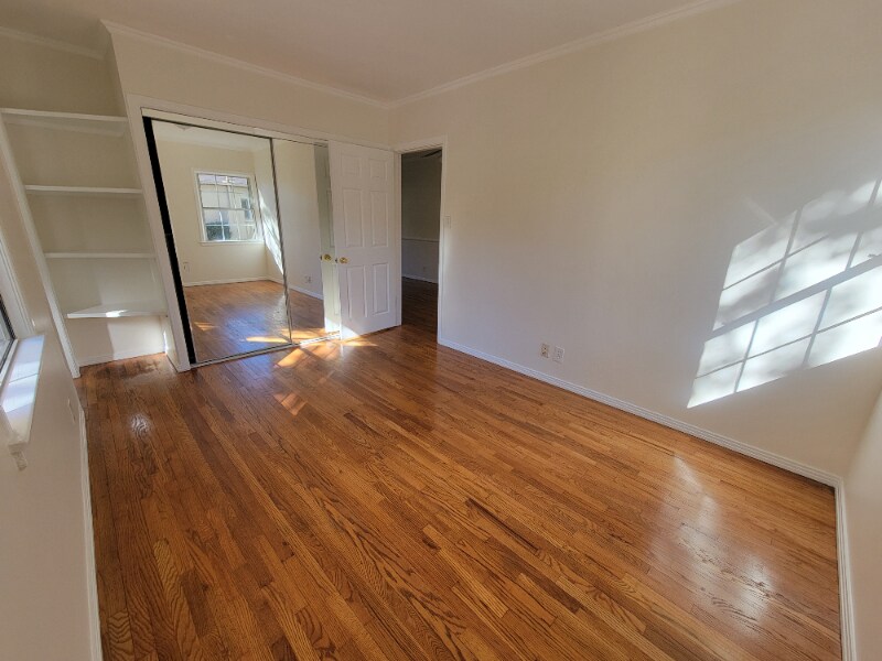 Building Photo - 13644 Leadwell St