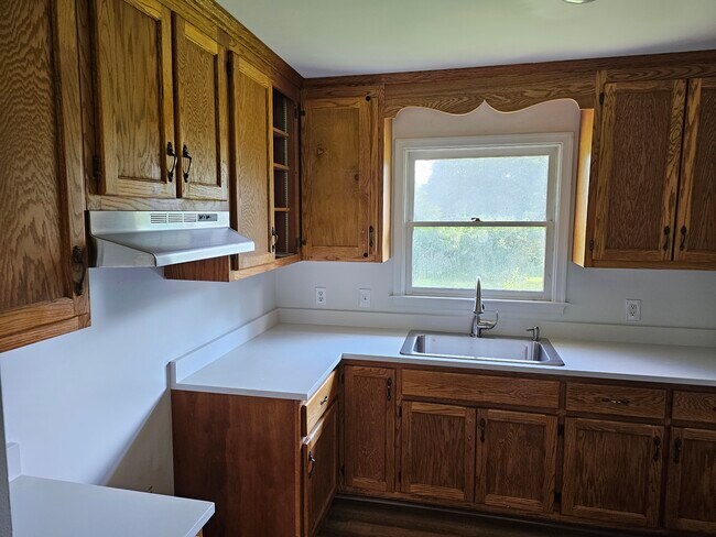 Building Photo - 2084 Dogtown Rd